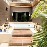 Hotel W-BAGUS -W GROUP HOTELS&RESORTS-
